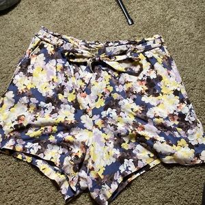 TORRID 5-inch Pull On Stretch Challis Mid-rise Tie Front Paper Bag Waist Shorts